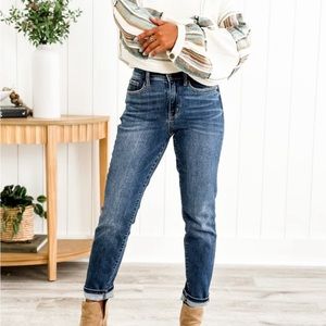 Judy Blue “Star of the Show” jeans size 1/25 (Slim Fit)